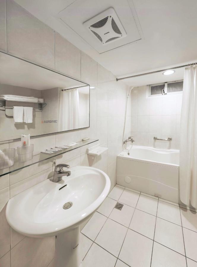 טאיפיי New World Hotel מראה חיצוני תמונה
